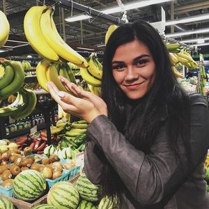 Meet your Posher, Nina